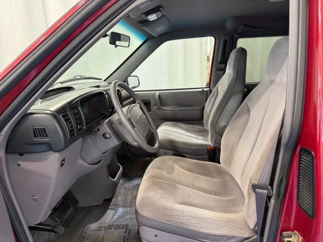 1995 Dodge Caravan - Image 13 of 21