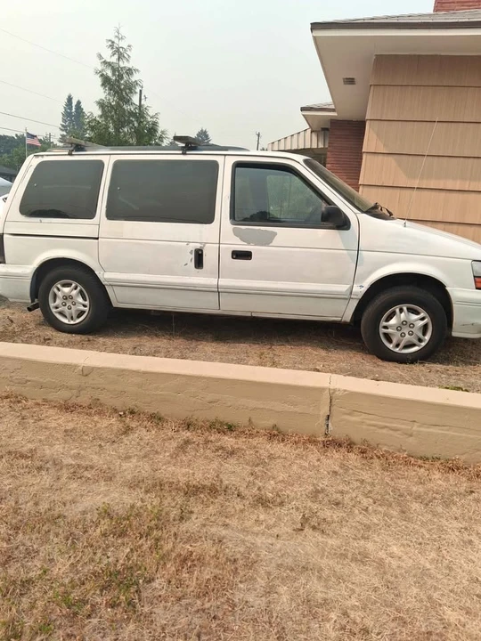 1995 Dodge Caravan - Image 11 of 14