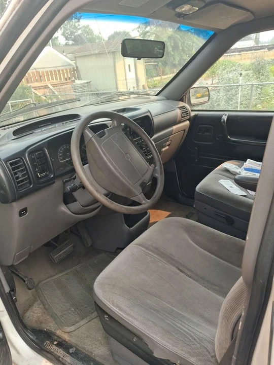 1995 Dodge Caravan - Image 6 of 14