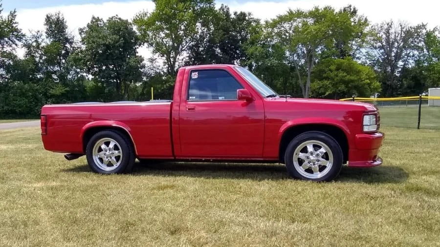 1995 Dodge Dakota 1st Gen - Image 2 of 20