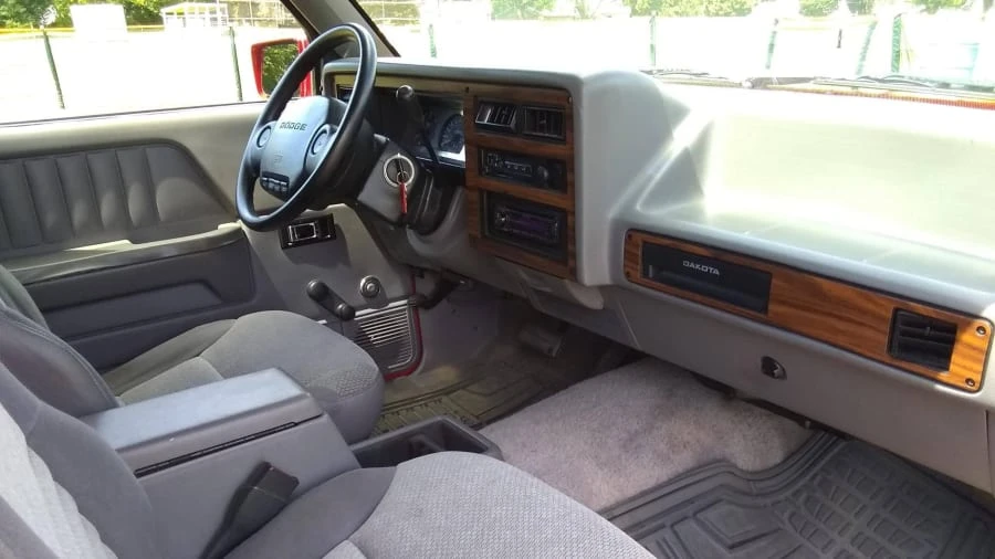 1995 Dodge Dakota 1st Gen - Image 10 of 20