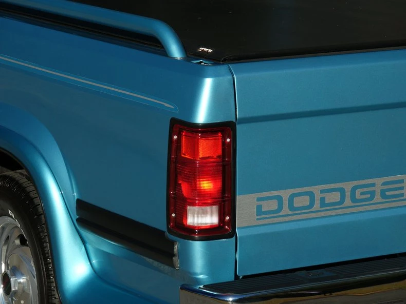 1995 Dodge Dakota 1st Gen - Image 27 of 31