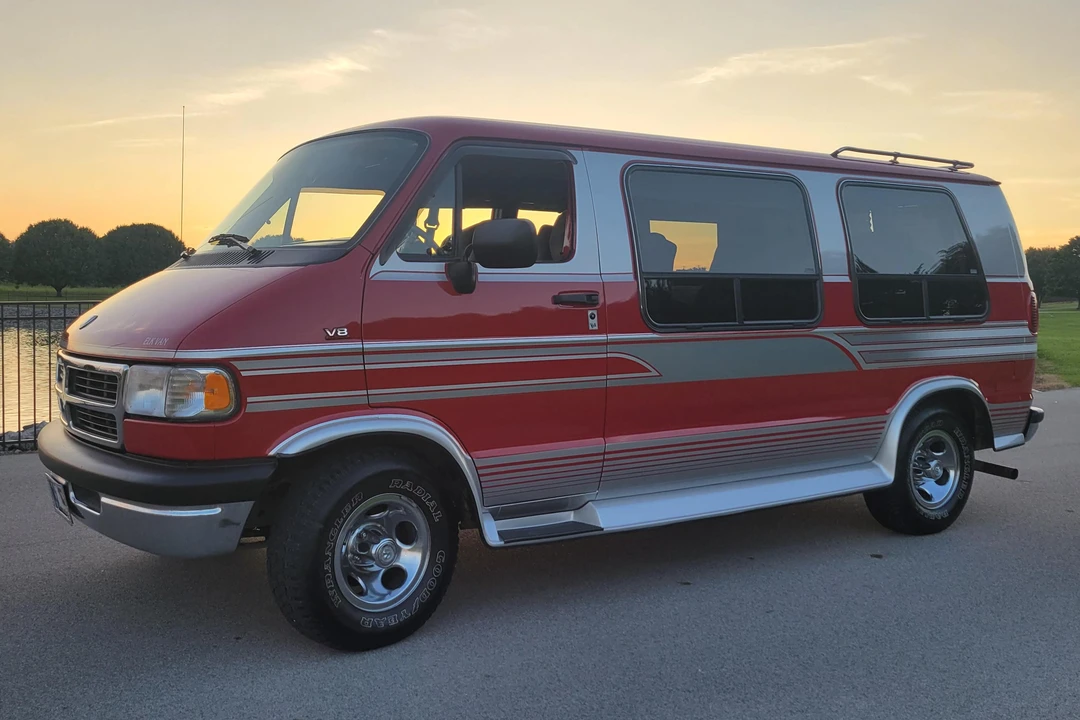 1995 Dodge Ram Van - Image 3 of 31