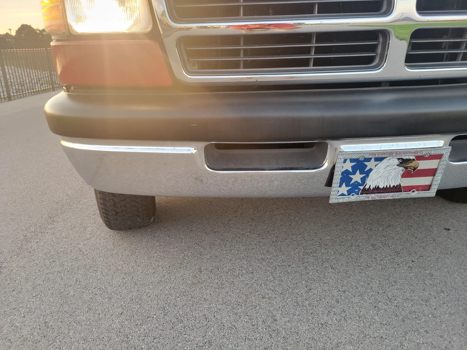1995 Dodge Ram Van - Image 16 of 31