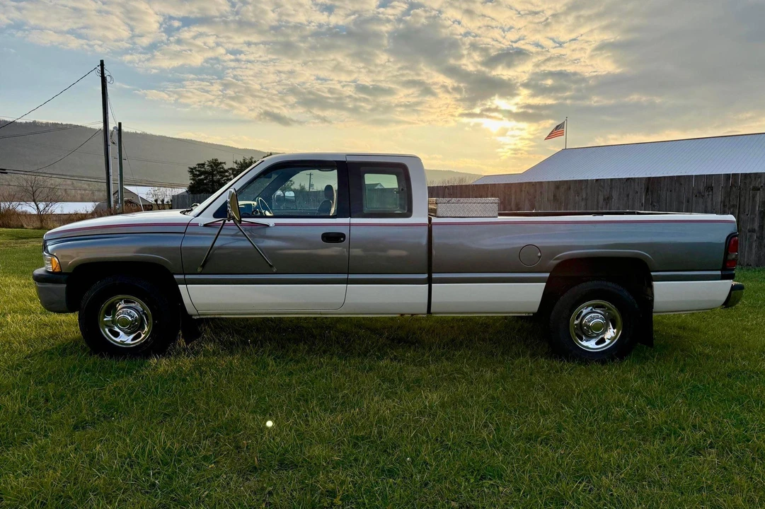 1995 Dodge Ram 2nd Gen - Image 3 of 31