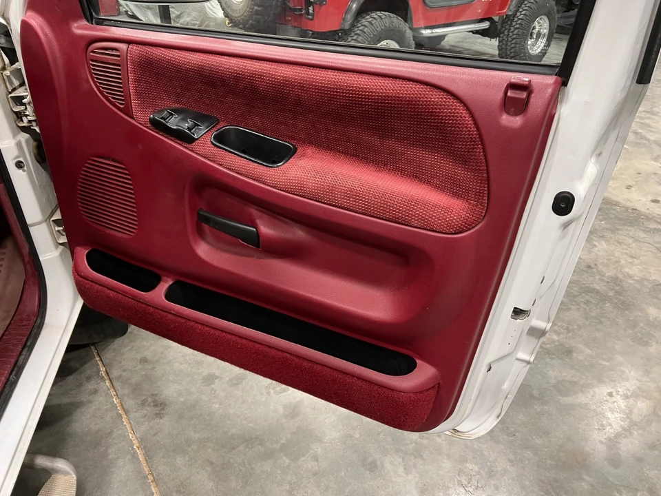 1995 Dodge Ram 1st Gen - Image 7 of 21