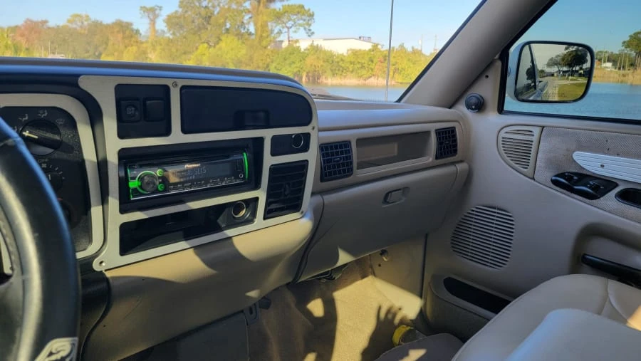 1995 Dodge Ram 2nd Gen - Image 14 of 15