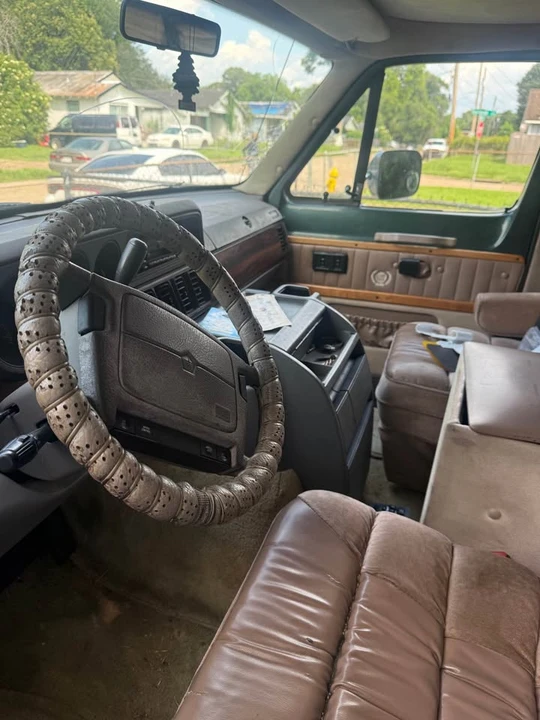 1995 Dodge Ram Van - Image 5 of 11