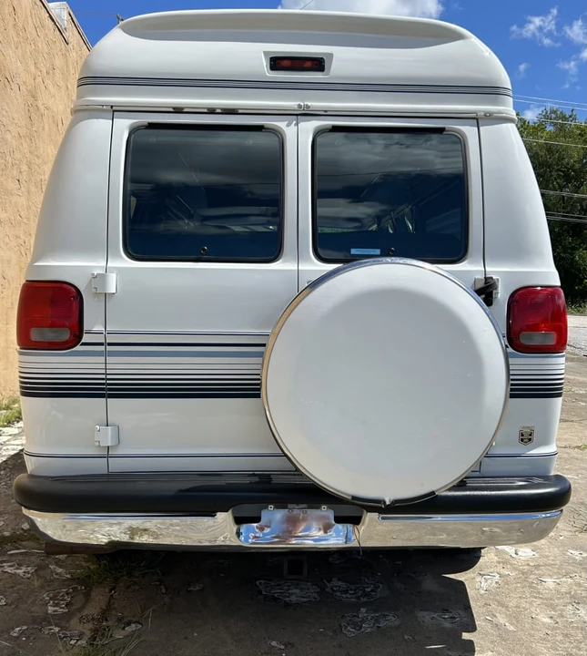 1995 Dodge Ram Van - Image 5 of 7