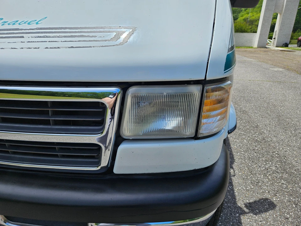 1995 Dodge Ram Van - Image 12 of 31
