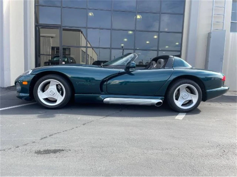 1995 Dodge Viper 1st Gen - Image 9 of 15
