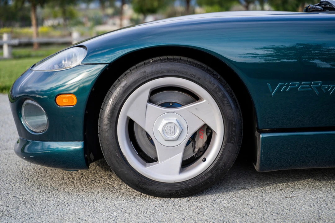 1995 Dodge Viper 1st Gen - Image 27 of 31