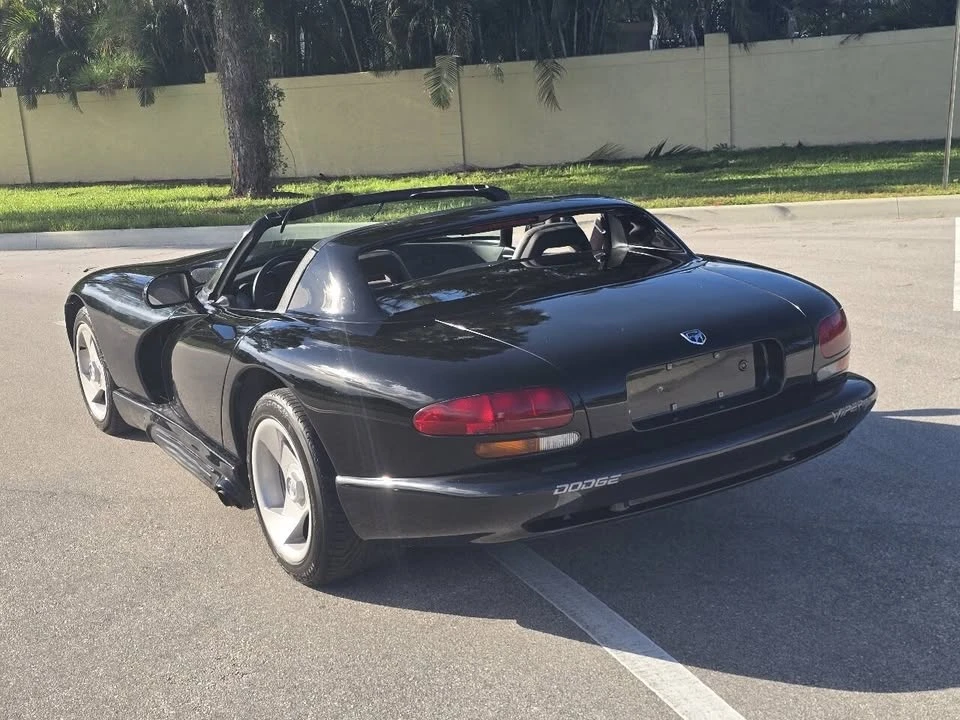 1995 Dodge Viper 1st Gen - Image 16 of 20