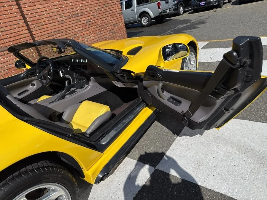 1995 Dodge Viper 1st Gen - Image 18 of 31