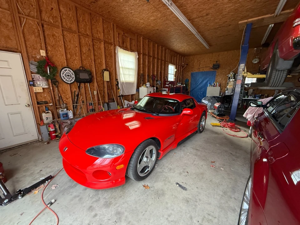 1995 Dodge Viper 1st Gen - Image 2 of 20