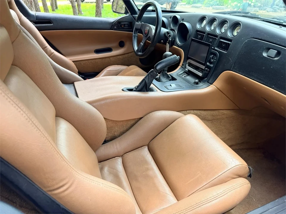 1995 Dodge Viper 1st Gen - Image 11 of 15