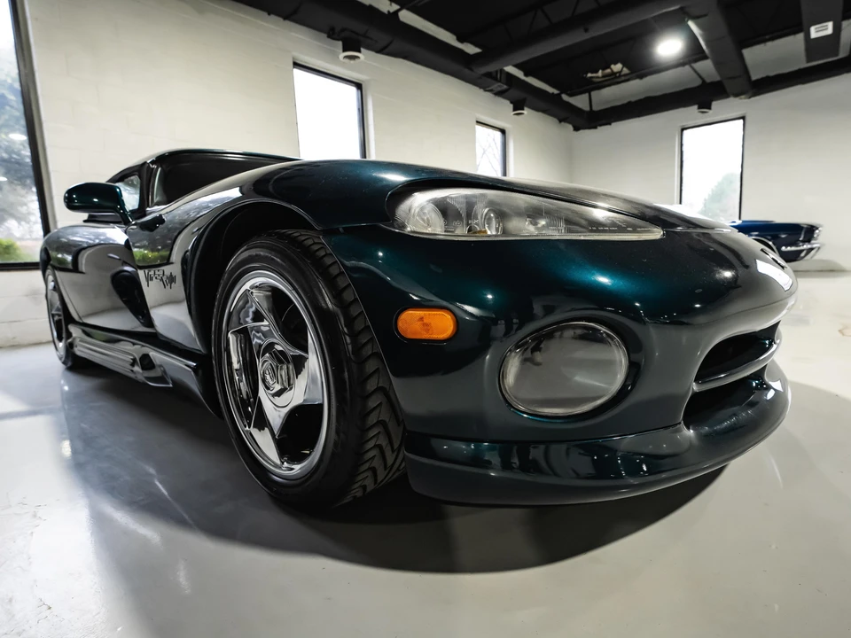 1995 Dodge Viper 1st Gen - Image 13 of 31