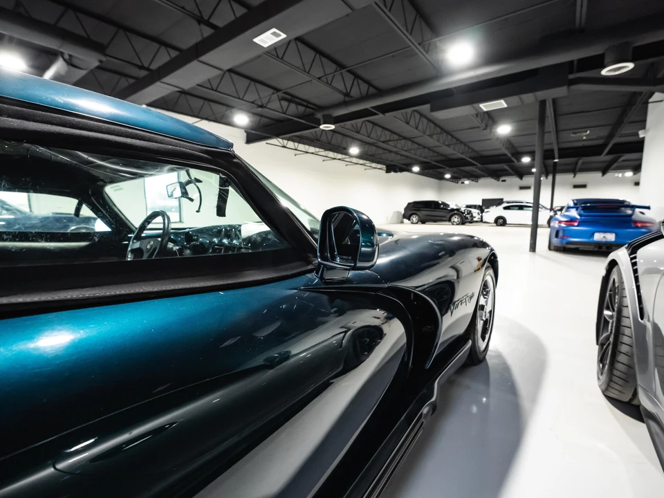 1995 Dodge Viper 1st Gen - Image 28 of 31