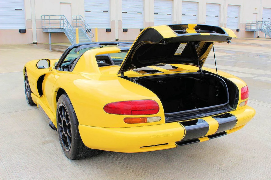 1995 Dodge Viper 1st Gen - Image 22 of 31