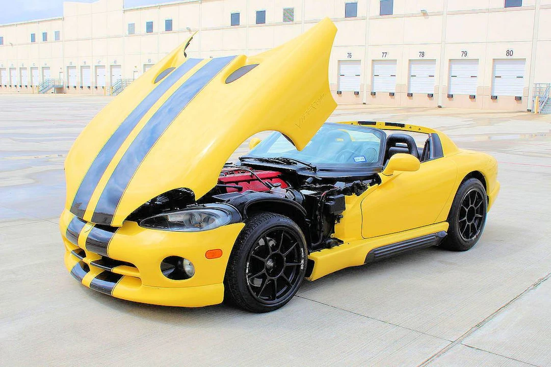 1995 Dodge Viper 1st Gen - Image 21 of 31