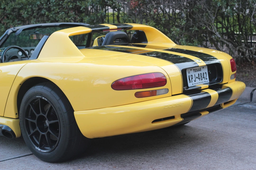 1995 Dodge Viper 1st Gen - Image 12 of 31