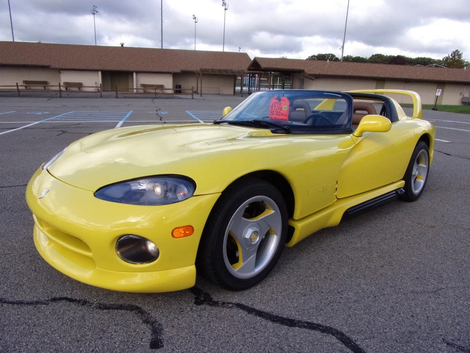 1995 Dodge Viper 1st Gen - Image 2 of 31