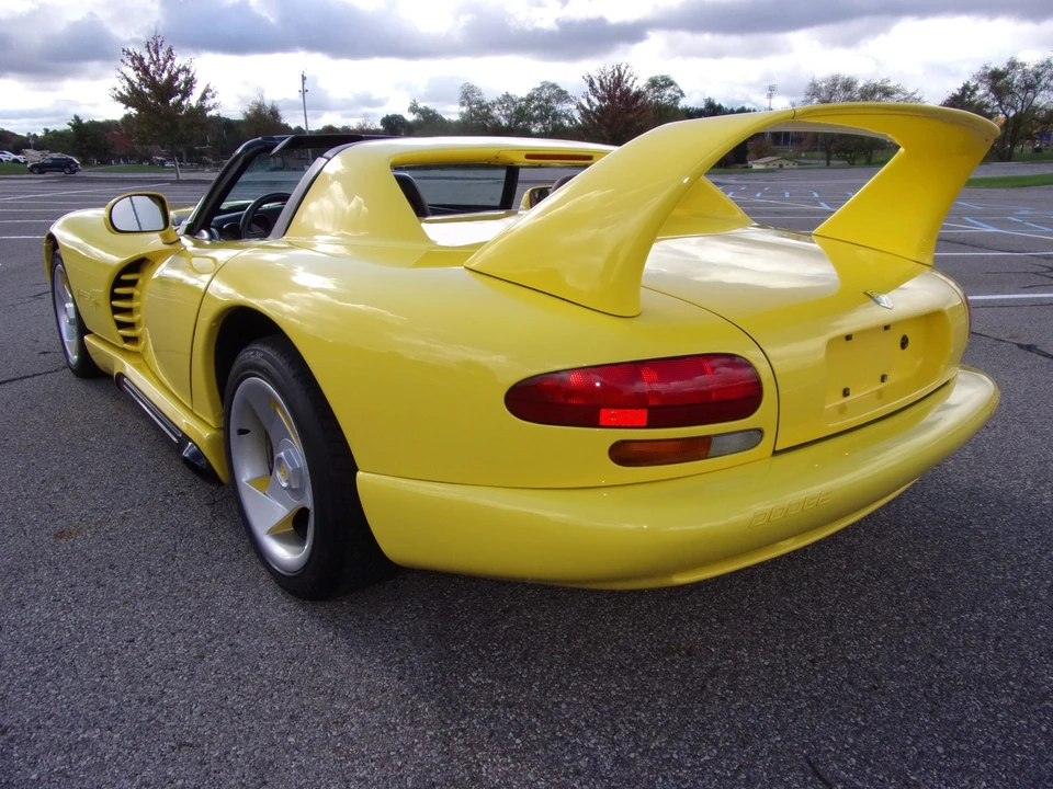 1995 Dodge Viper 1st Gen - Image 12 of 31