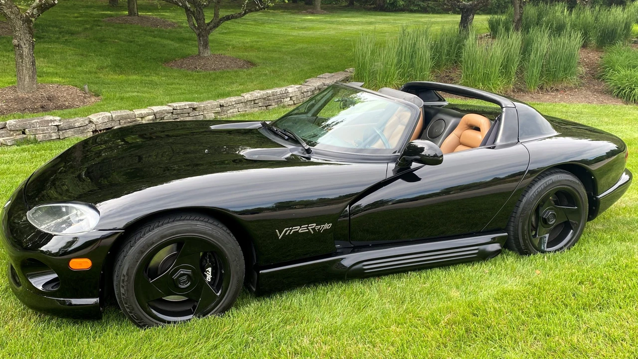 1995 Dodge Viper 1st Gen - Image 3 of 31