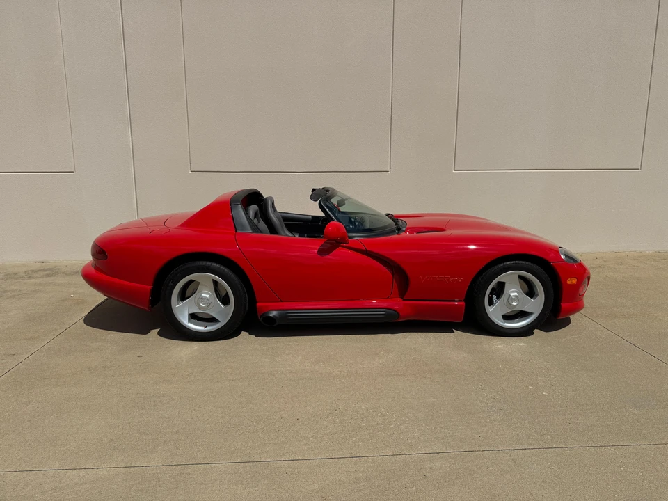 1995 Dodge Viper 1st Gen - Image 24 of 31