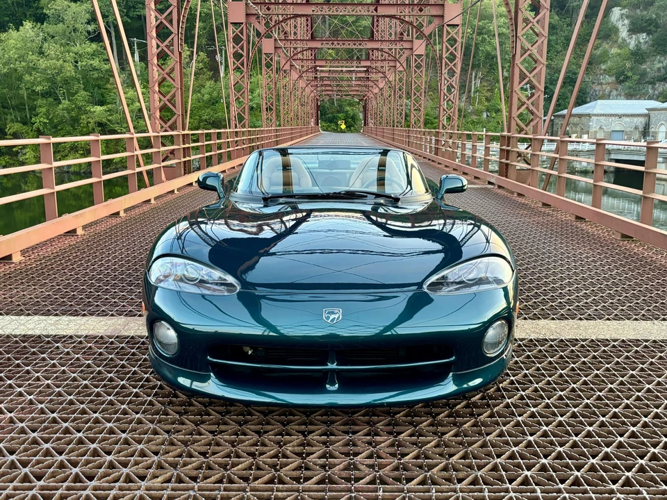 1995 Dodge Viper 1st Gen - Image 16 of 31