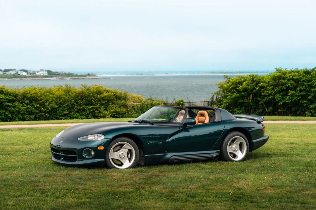 1995 Dodge Viper 1st Gen - Image 2 of 31