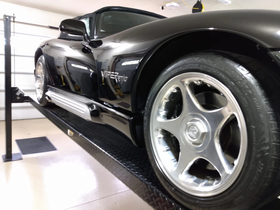1995 Dodge Viper 1st Gen - Image 16 of 31