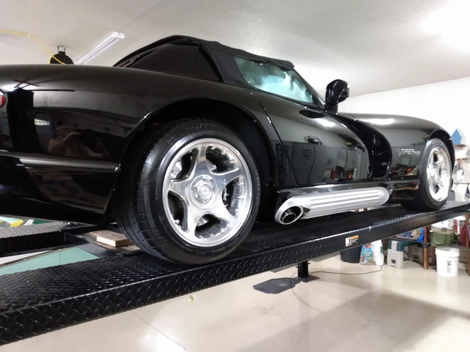 1995 Dodge Viper 1st Gen - Image 15 of 31
