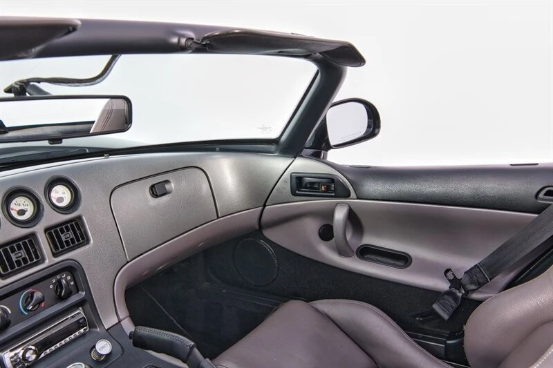 1995 Dodge Viper 1st Gen - Image 26 of 31