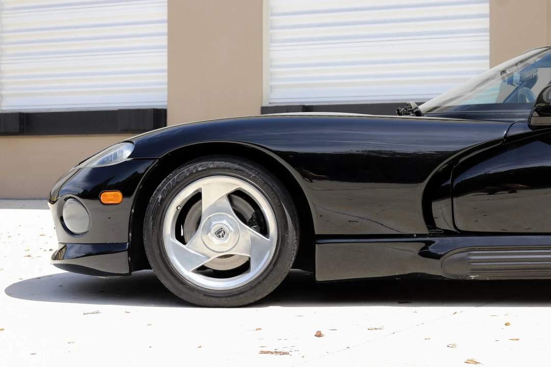 1995 Dodge Viper 1st Gen - Image 12 of 31