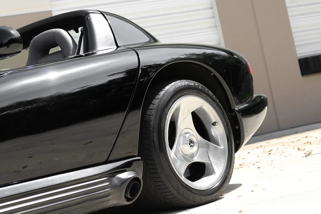 1995 Dodge Viper 1st Gen - Image 17 of 31
