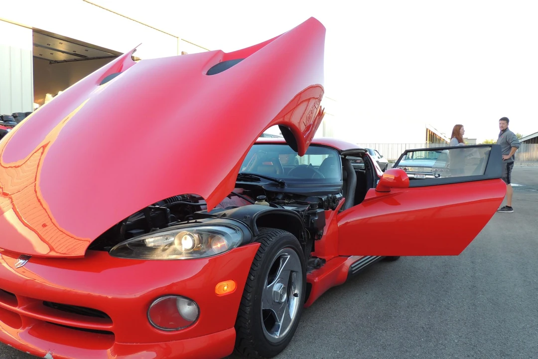 1995 Dodge Viper 1st Gen - Image 28 of 31