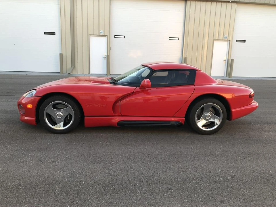 1995 Dodge Viper 1st Gen - Image 17 of 31