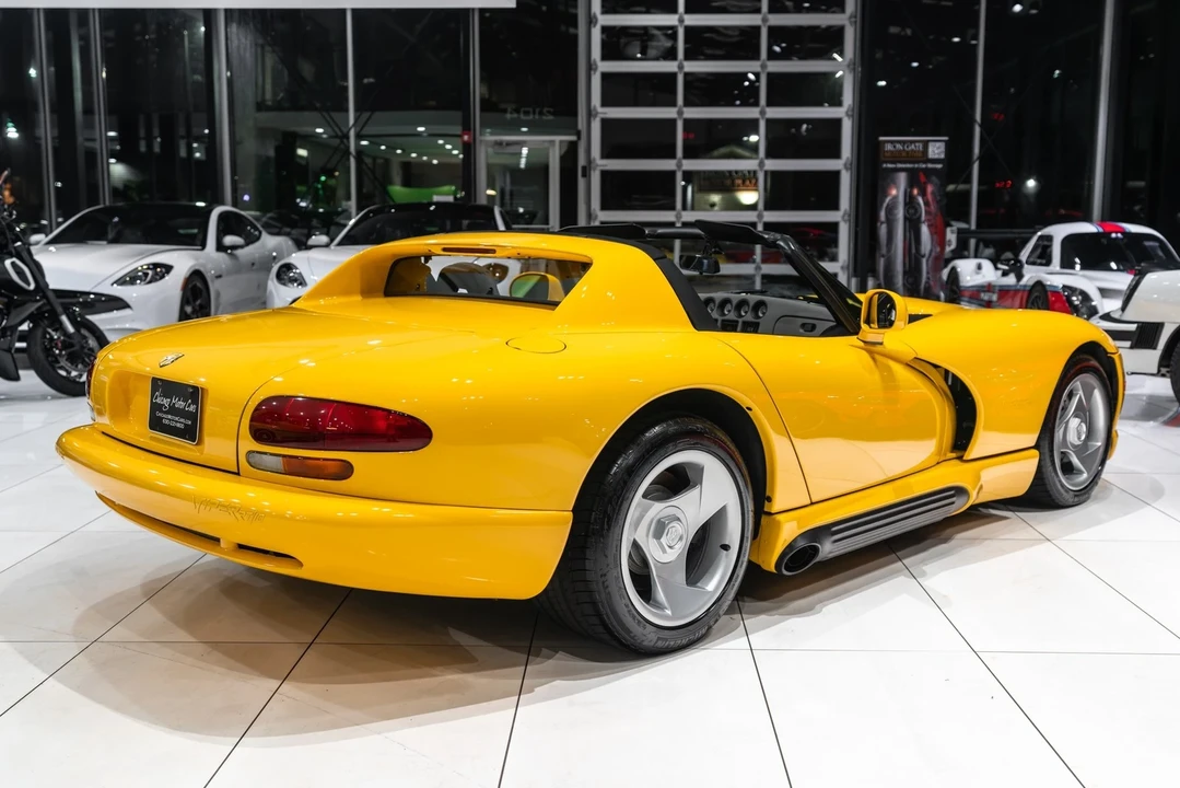 1995 Dodge Viper 1st Gen - Image 4 of 12