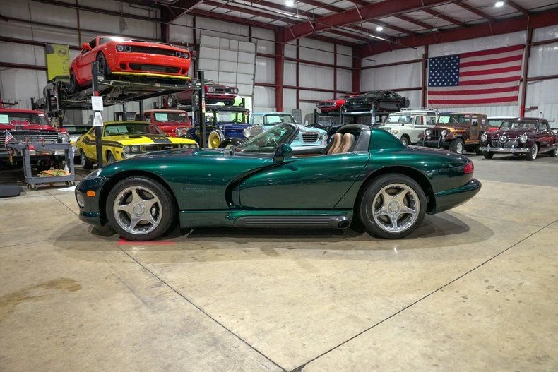 1995 Dodge Viper 1st Gen - Image 19 of 20