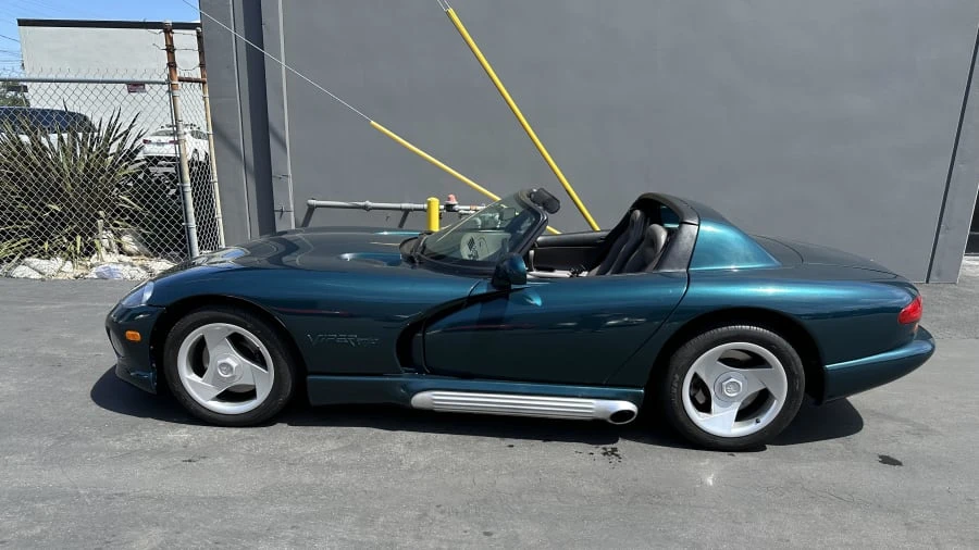 1995 Dodge Viper 1st Gen - Image 2 of 12