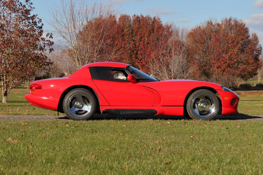 1995 Dodge Viper 1st Gen - Image 2 of 31