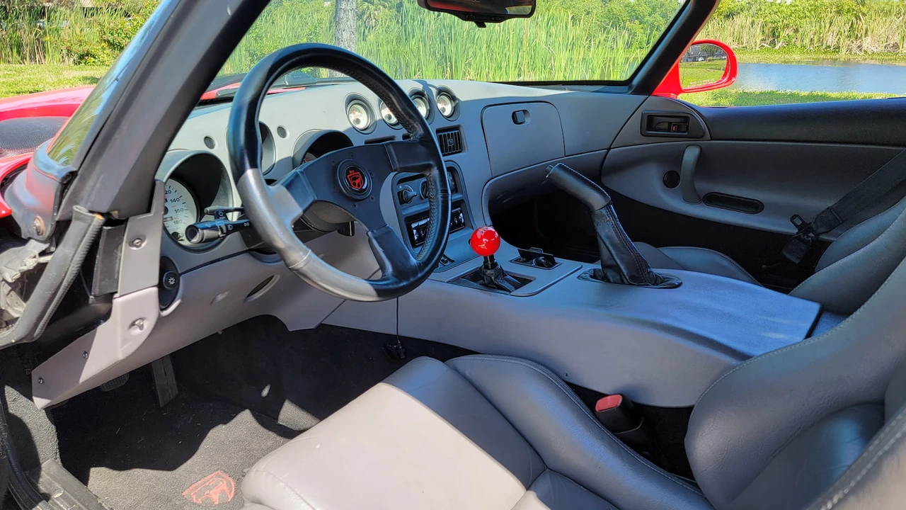 1995 Dodge Viper 1st Gen - Image 3 of 17
