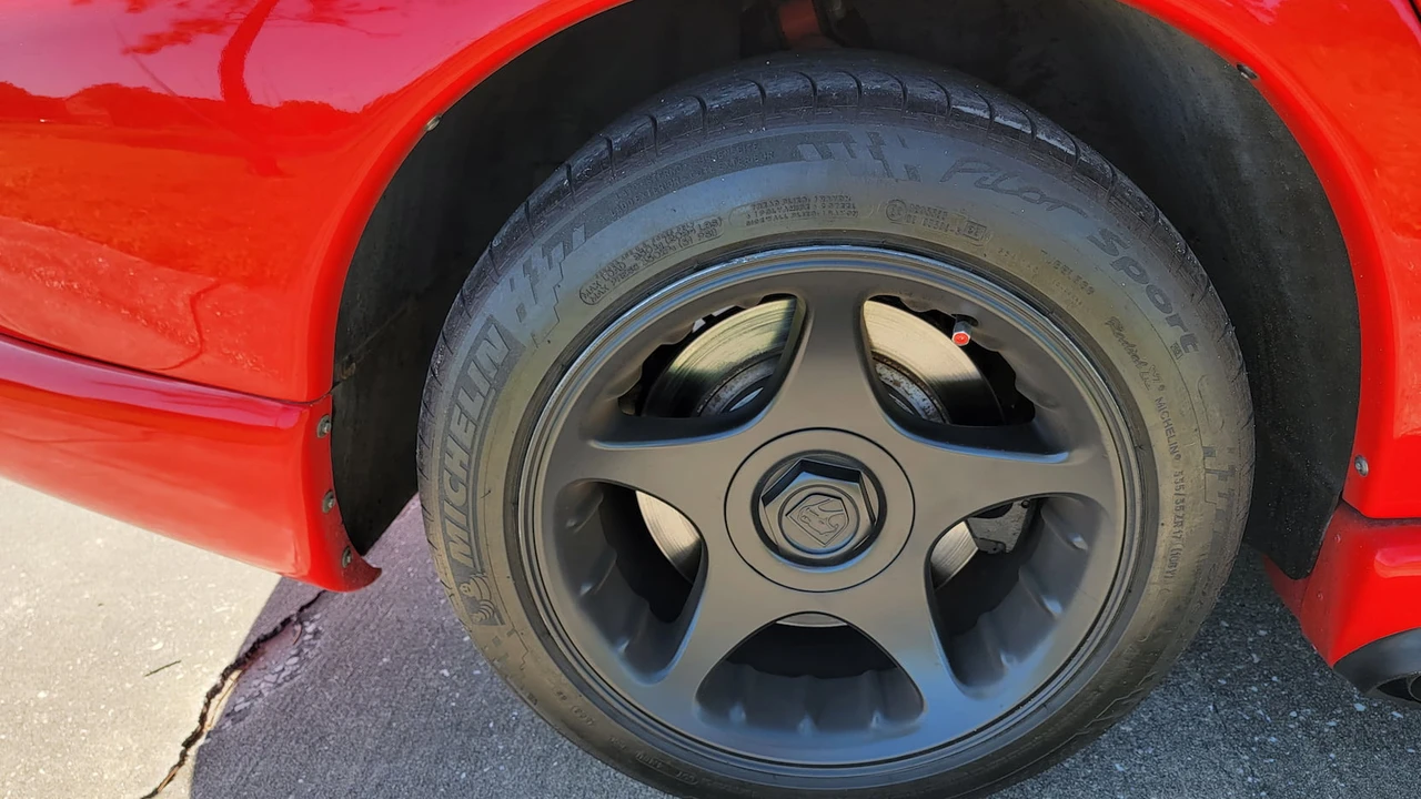 1995 Dodge Viper 1st Gen - Image 9 of 17