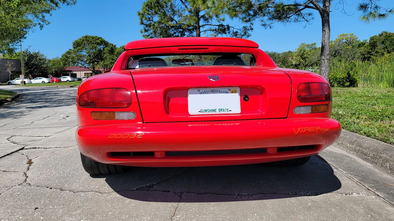 1995 Dodge Viper 1st Gen - Image 16 of 17