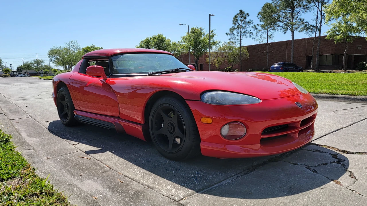 1995 Dodge Viper 1st Gen - Image 17 of 17