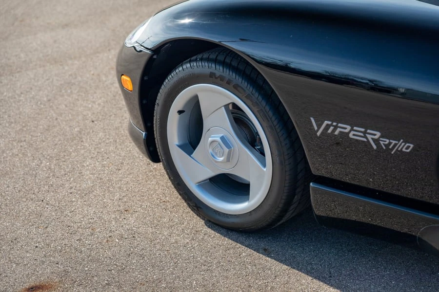 1995 Dodge Viper 1st Gen - Image 15 of 29