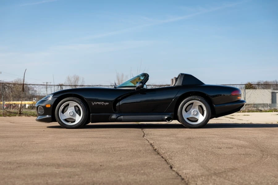 1995 Dodge Viper 1st Gen - Image 2 of 29
