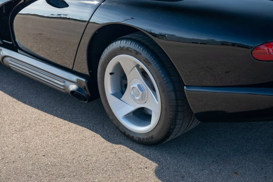 1995 Dodge Viper 1st Gen - Image 13 of 29