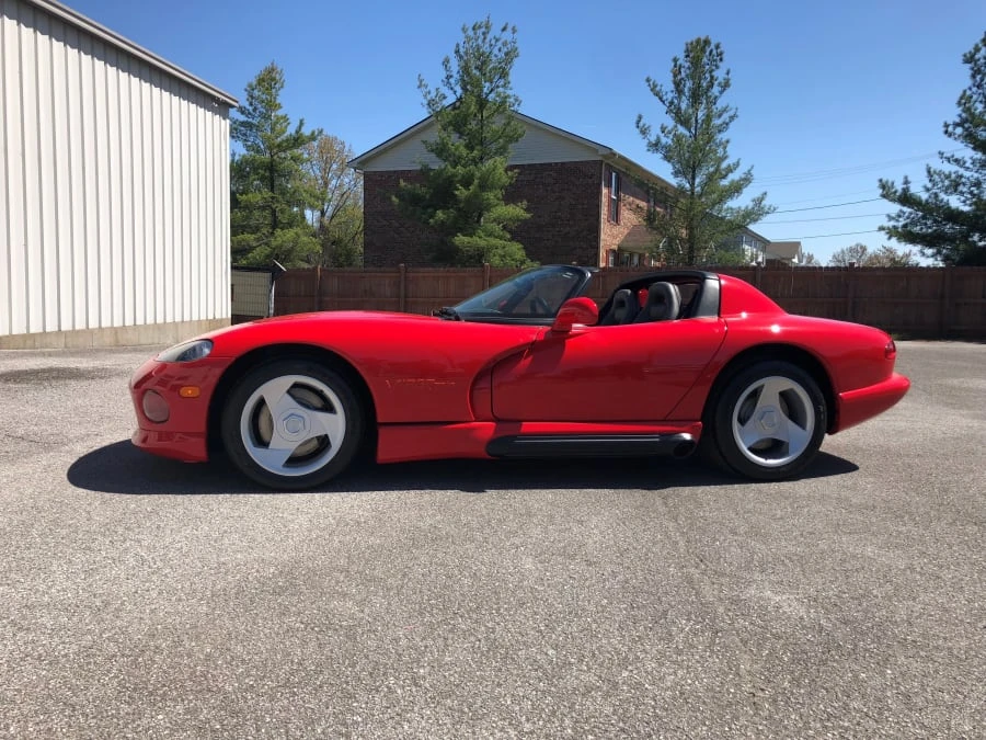 1995 Dodge Viper 1st Gen - Image 2 of 6